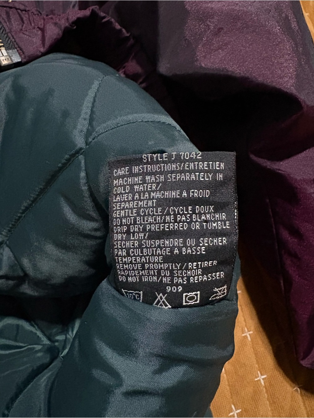 Andy Johns Vintage Plum Puffer Jacket - Picture 6 of 9